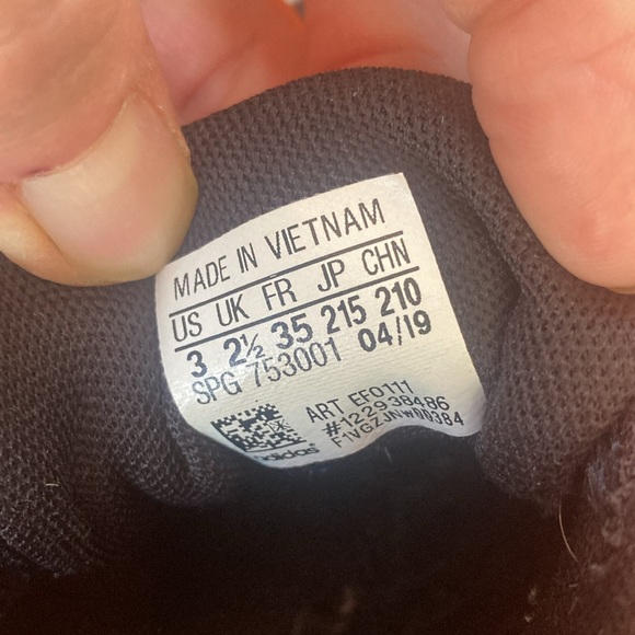 Classic Adidas street shoes - Picture 4 of 5